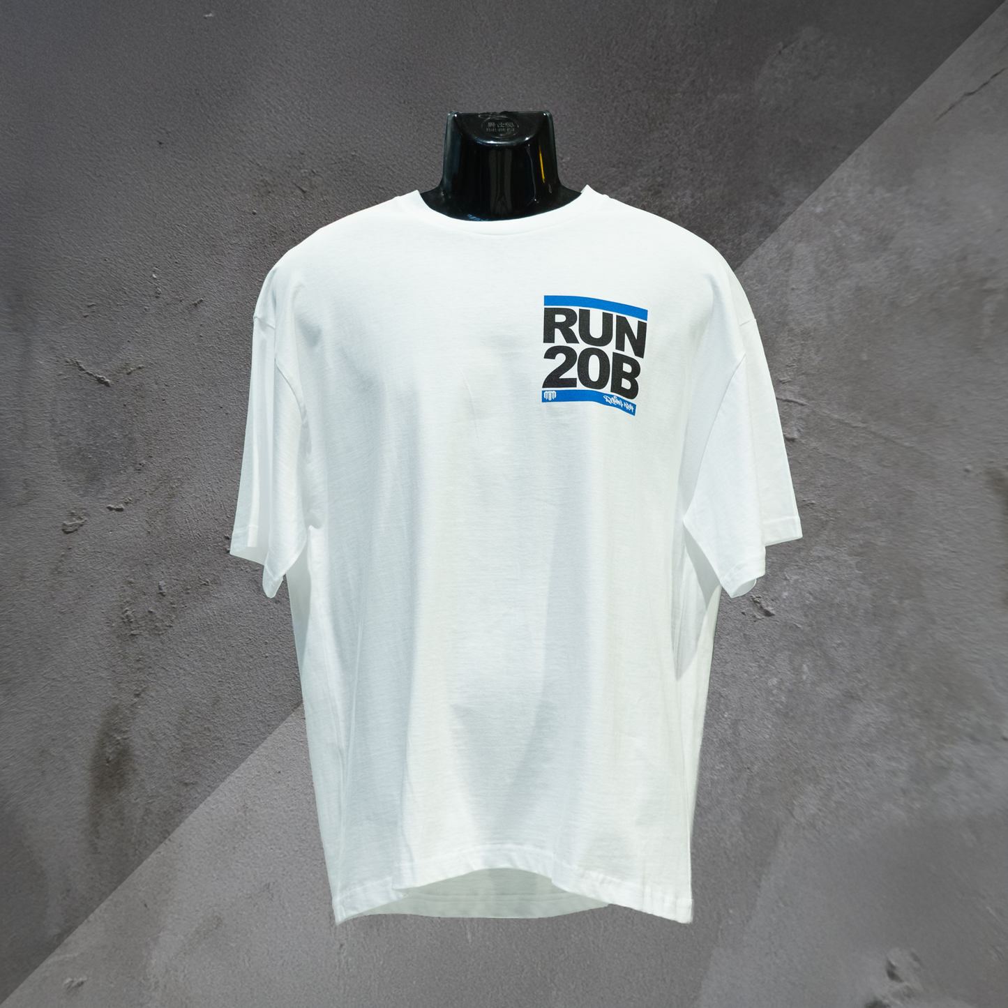 RUN 20B Tee - Wht